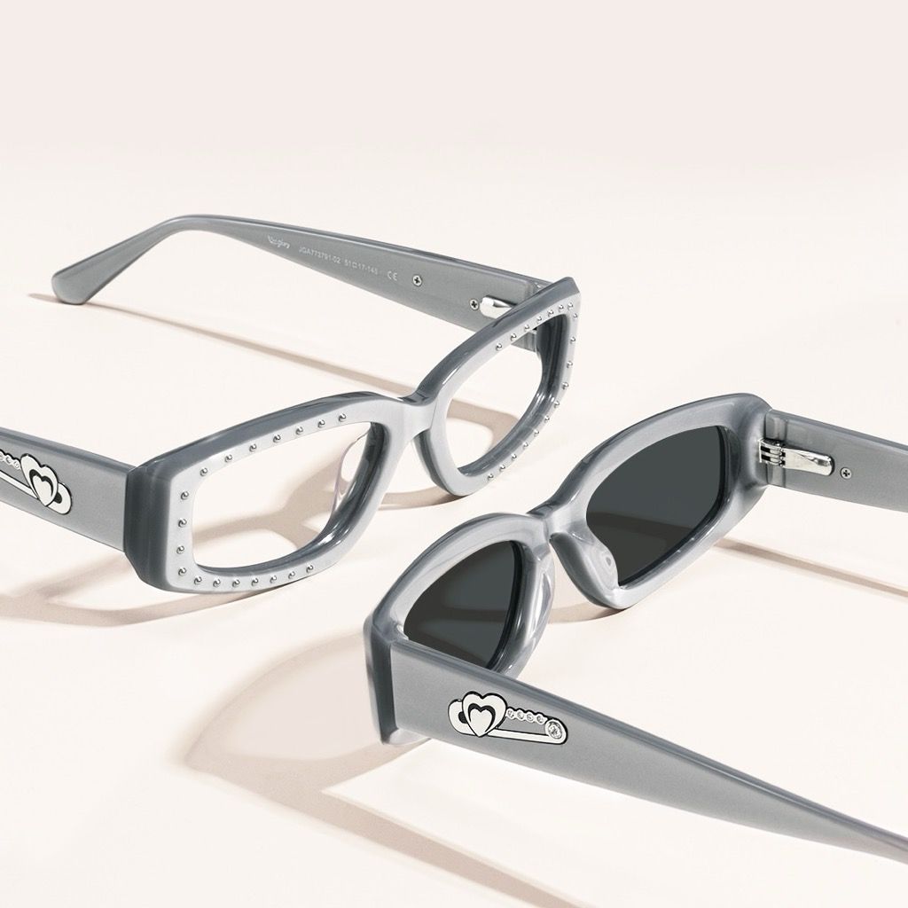 The Quiet Power of Grey - Why These Glasses Are a Top Trend in Eyewear