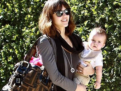 7 Cute Diaper Bags That Make Parenting Fashionable ...