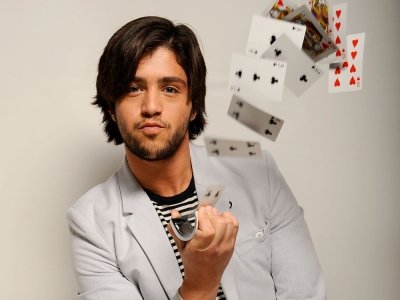 7 Awesome Reasons to Love Josh Peck ...