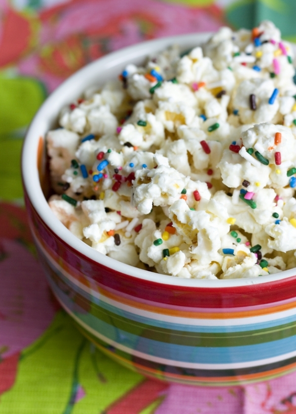 Funfetti Cake Batter Popcorn