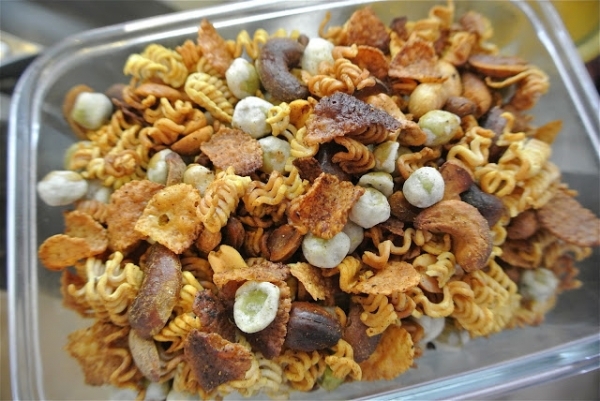 Crunchy Ramen Snack Mix