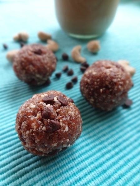 Chocolate Espresso Energy Bites