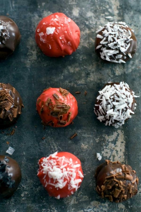 Coconut Cashew Bonbons