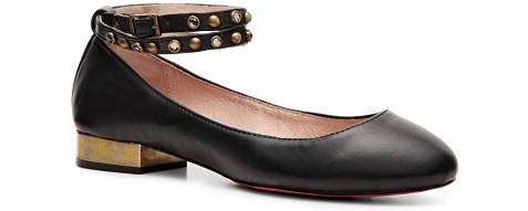 The Betsey Johnson Caddy Flat