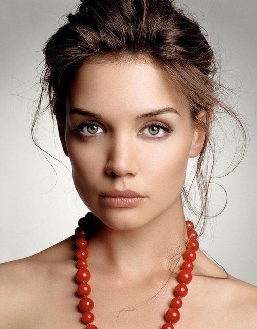 Katie Holmes ...