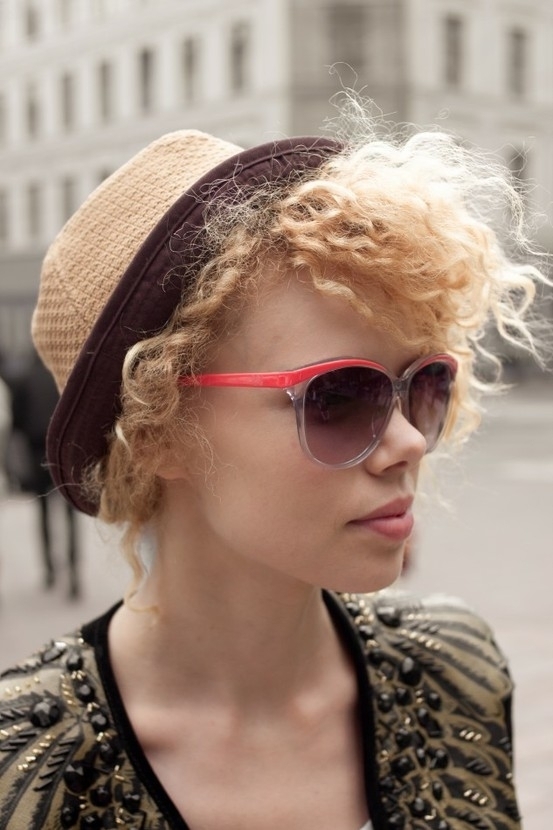 eyewear, clothing, hair, blond, sunglasses,