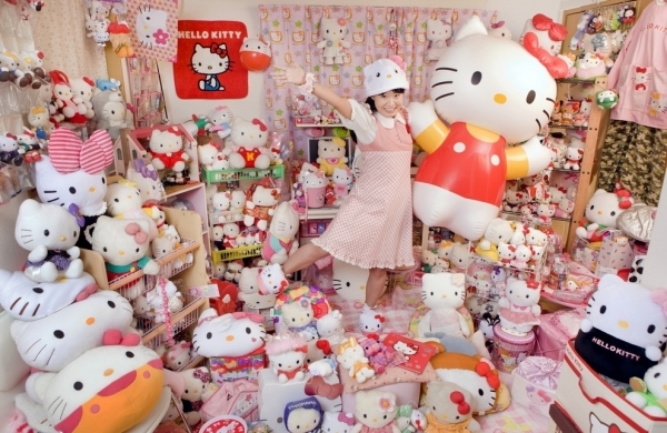 Asako Kanda – Hello Kitty