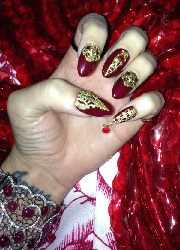 “Killer Queen” Manicure