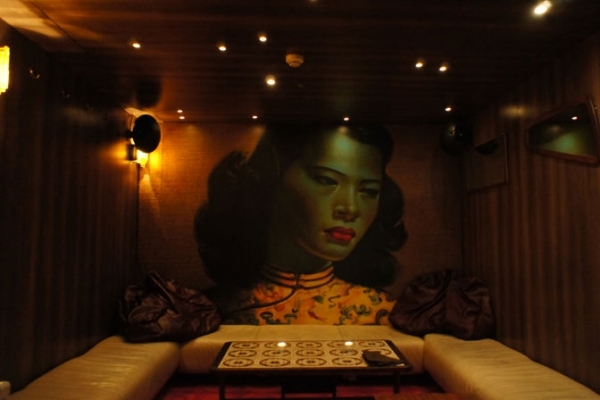 Trailer Happiness, Portobello Road