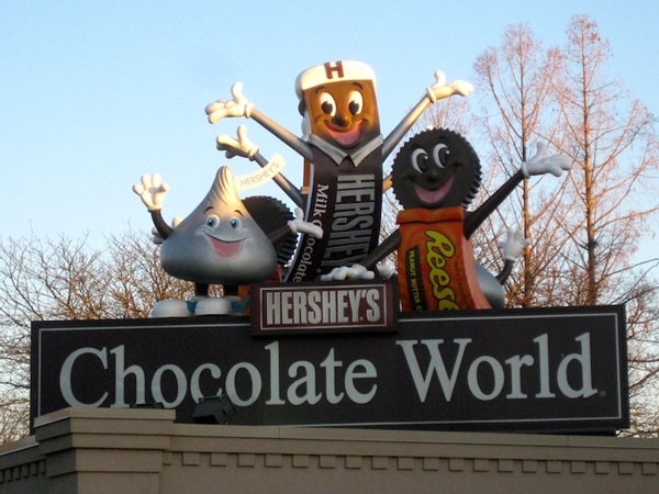 Pig out at Hershey’s Chocolate World