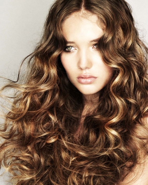 7 Super Cute Curly  Hairstyles  for Fall  That You ve Got to Try 