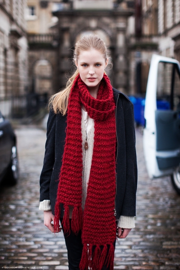 How To Wear Winter Scarves 