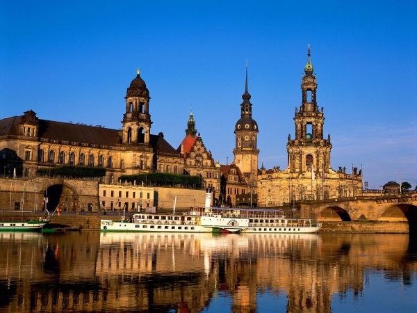 Take a Cruise on the Elbe River