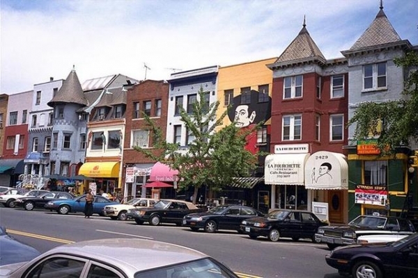 Night Walk in Adams Morgan