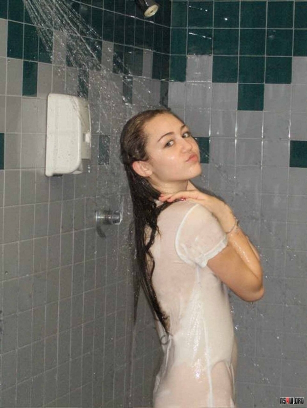 Leaked Shower Photos