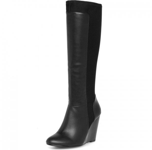 7 Versatile Knee-High Boots to Wear in Winter ...