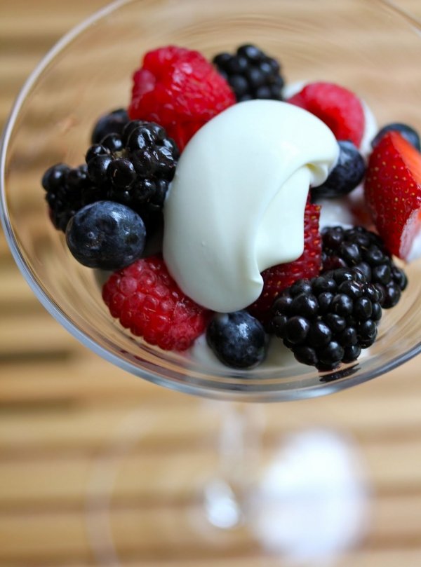 Yogurt with Berries