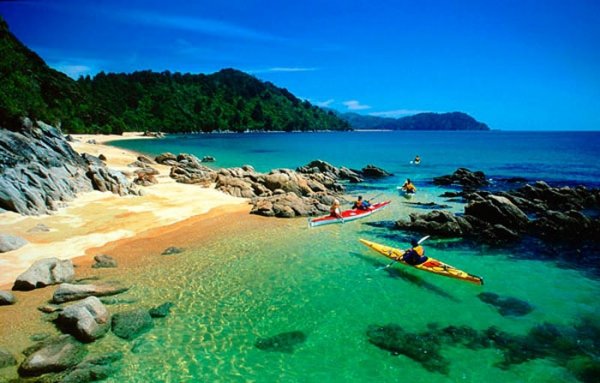 Kayaking in the Abel Tasmin