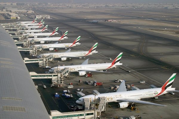 Dubai International (DXB) - 57,684,550