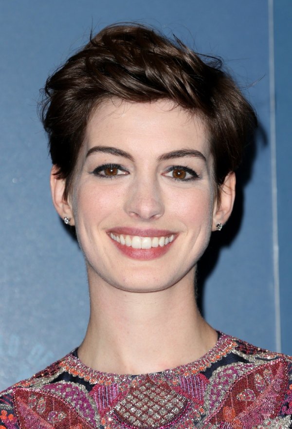 Anne Hathaway