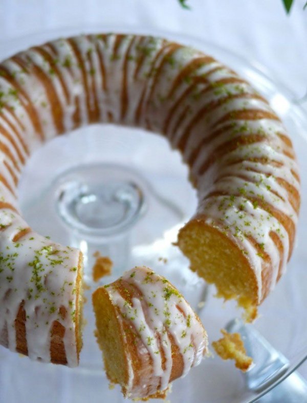 Gin and Tonic Cake