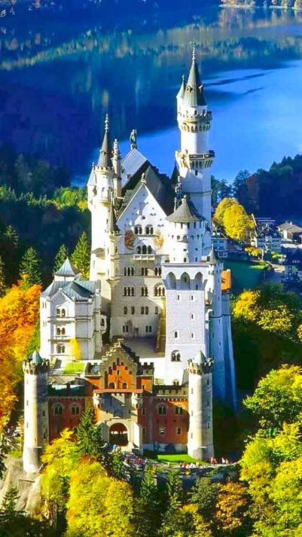 Neuschwanstein Castle, Schwangau, Germany