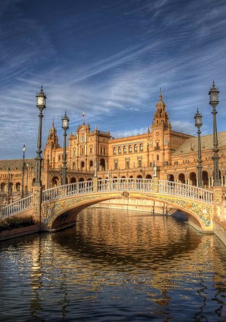 Plaza de España,reflection,landmark,river,evening,