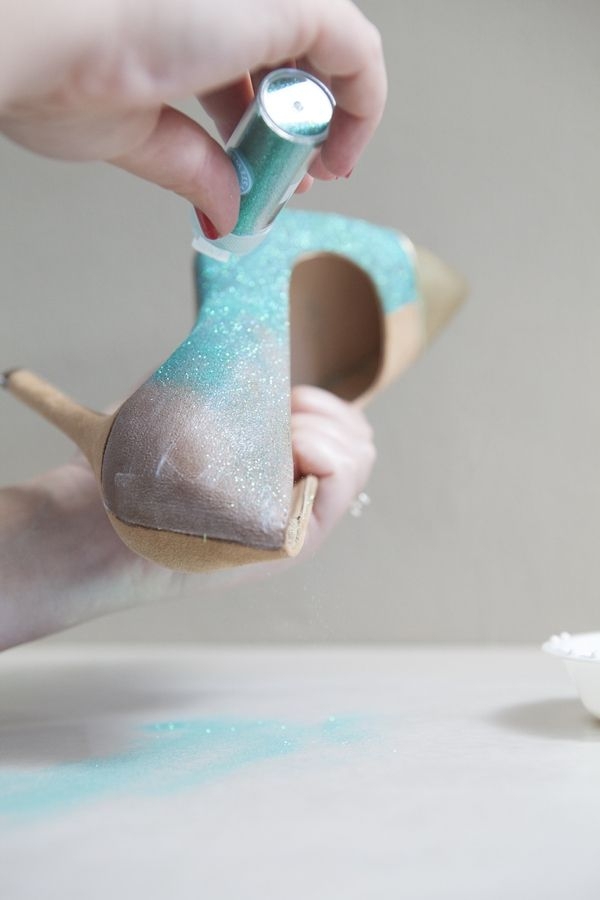 How to Beautifully Glitter High Heels