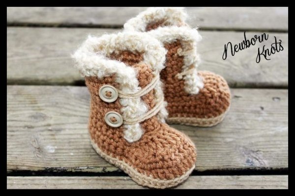 Fur Trim Baby Booties