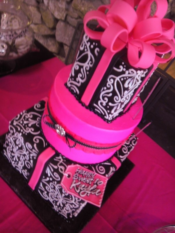 Damask Cake