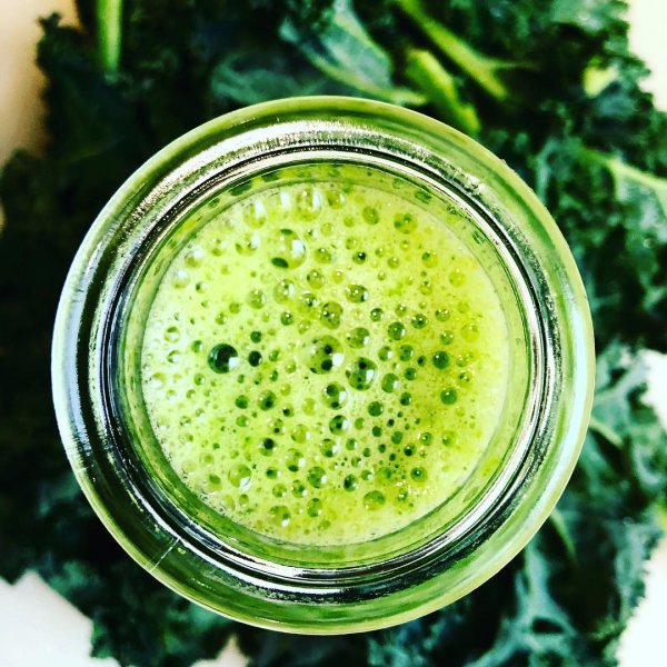 superfood, leaf vegetable, health shake, vegetarian food, green sauce,