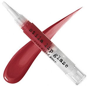 Stilla Lip Glaze in Cranberry