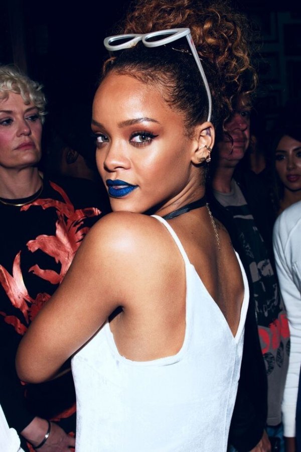 This Epic Glittery Blue Lipstick Was Actually Eyeliner