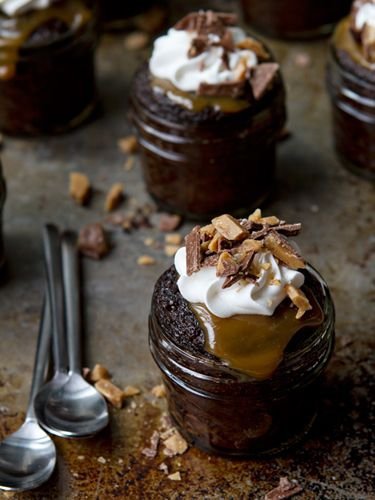 Chocolate Cake with Caramel Sauce and Toffee Chips