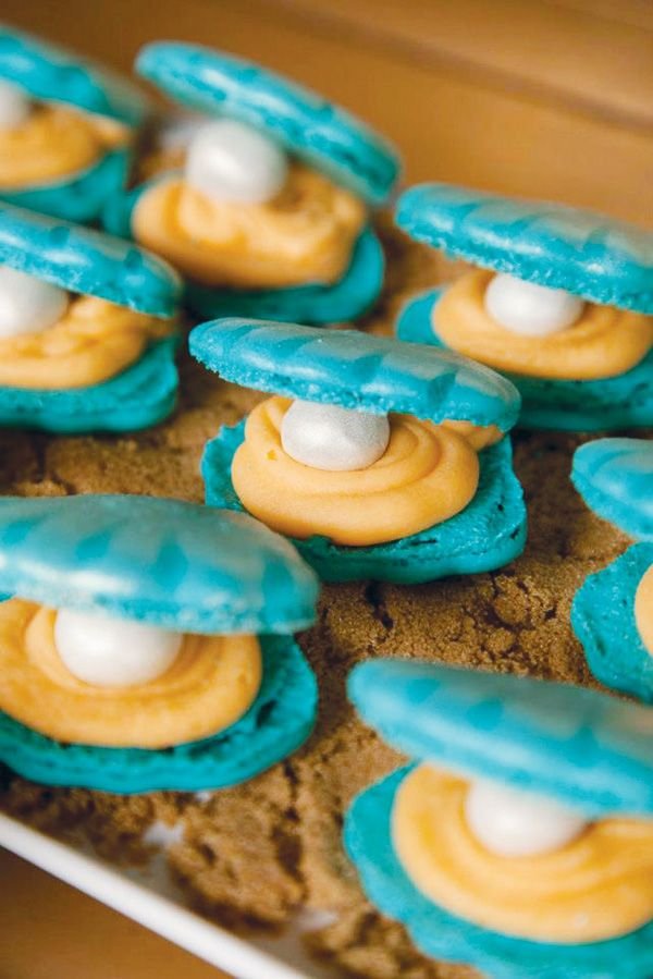 Seashell Macarons