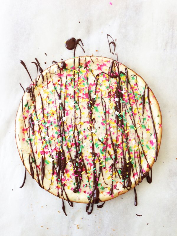 Skinny Funfetti Cheesecake