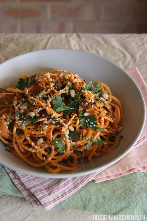 Carrot Pasta with a Creamy Zesty Garlic Sauce