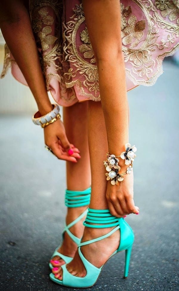 Inside Pink Dress with Golden Threads Handicraft with Mint High Heels