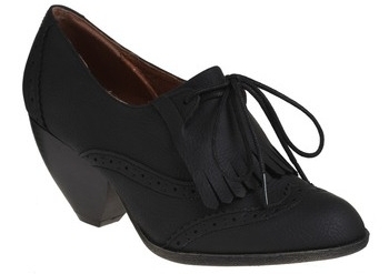 The Urban Gal’s Oxford Heel