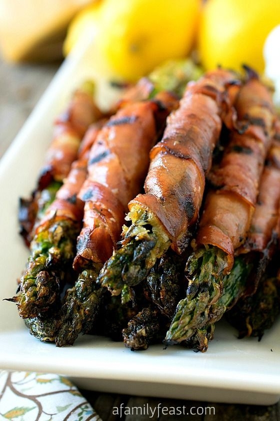 Parmesan Coated Asparagus Wrapped in Prosciutto