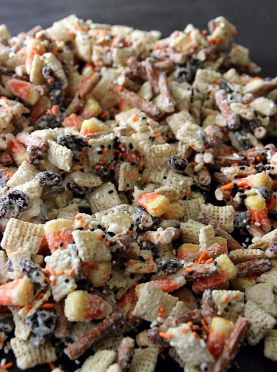 Candy Corn Party Mix