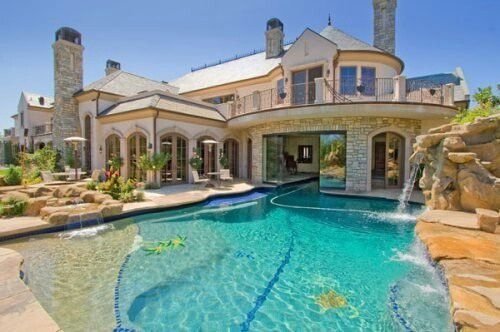 Stone Design with Stunning Pool