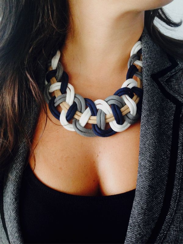 How to Make a Parachute Cord Macrame Necklace