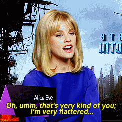 When Alice Eve Gave This Awesome Answer to the “Aren’t You a Little Too Beautiful to Be a Science Officer?” Question