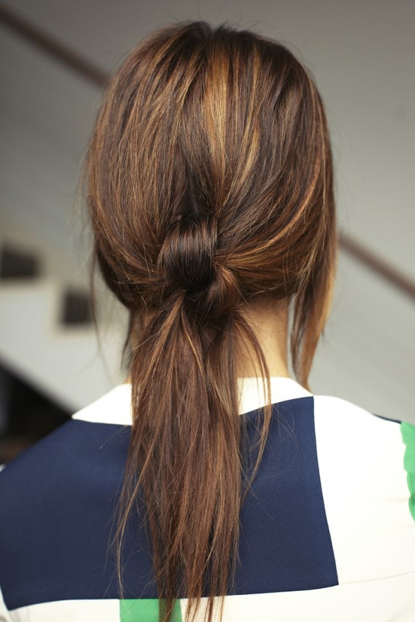 This Knotty Ponytail is Charmingly Chic