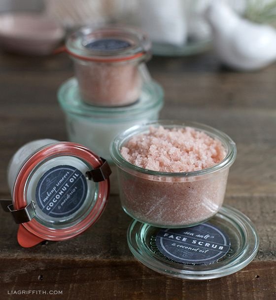 Coconut Oil & Sea Salt Face Scrub