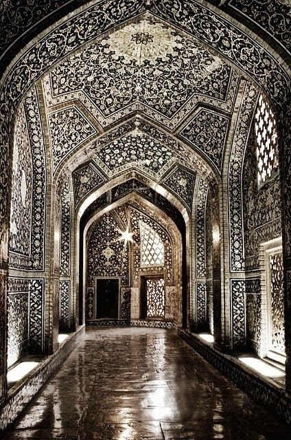Sheikh Lutfollah Mosque, Isfahan, Iran