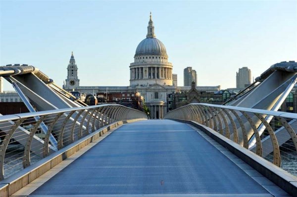 Millennium Bridge