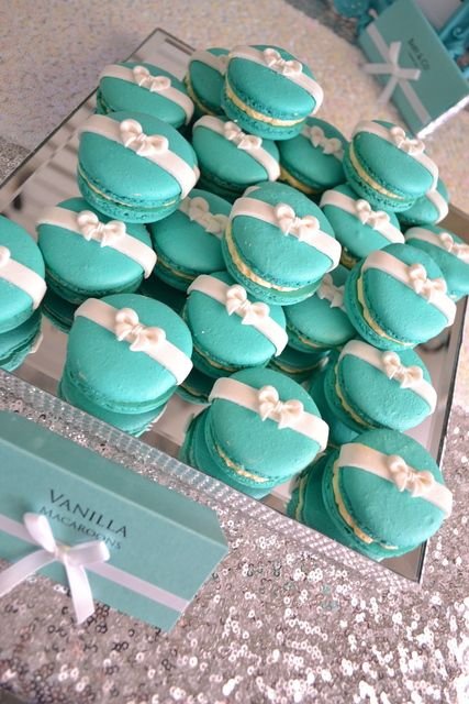 TIFFANY & CO Macarons