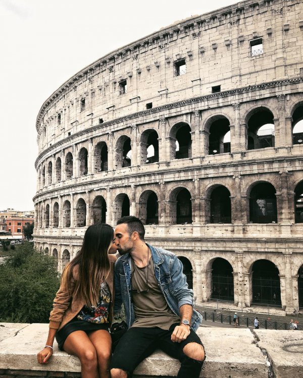 Colosseum, Poznań City Hall, photograph, image, human settlement,